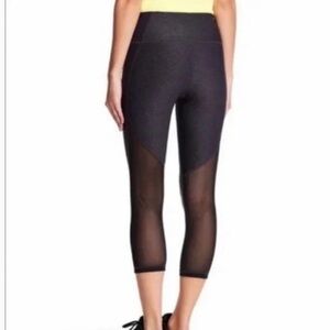Zella NWT Gray and Black High Waisted Capri Length Leggings